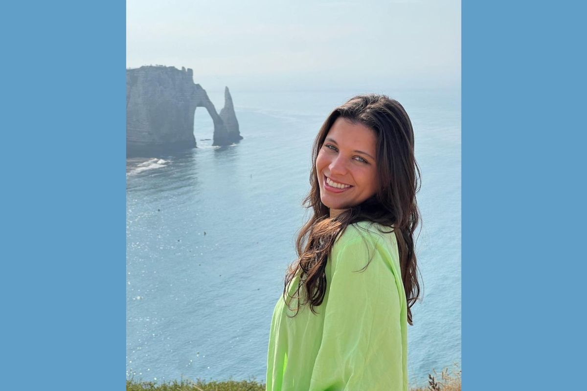 Yasmin Lugão é natural de Guarapari e hoje mora na França