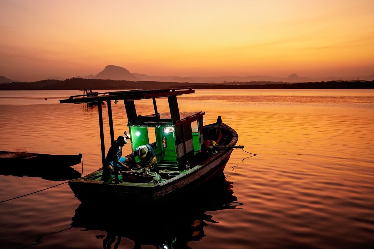 Ilha das Caieiras fotografada para o aniversário de Vitória