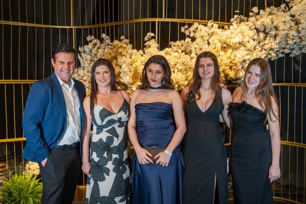 Jonas Giacomin,  Carla Lacerda Fernanda Lacerda, Rafaela e Gabriela