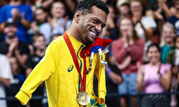 Gabriel Araújo levou o primeiro ouro do Brasil em Paris-2024.