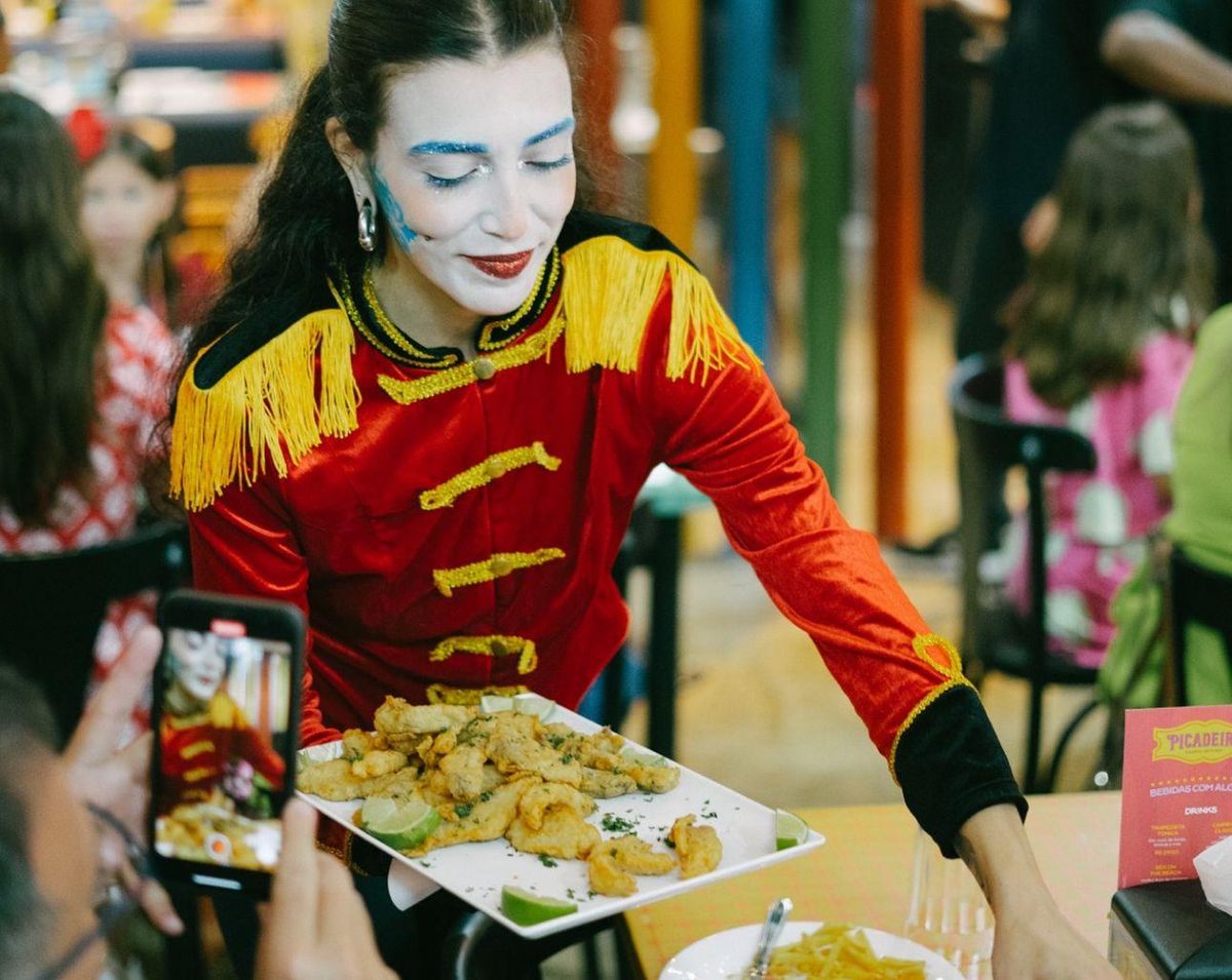 Restaurante de rodízio Picadeiro Circus, em Vila Velha  por Reprodução/Instagram @picadeiro.circus