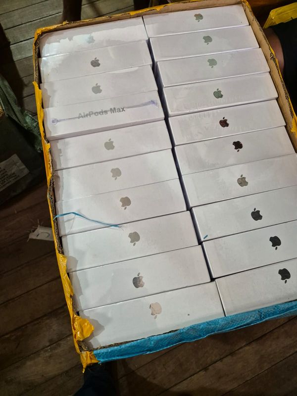 Cerca de 45 mil produtos falsificados são apreendidos em Vitória por Divulgação | Polícia Civil