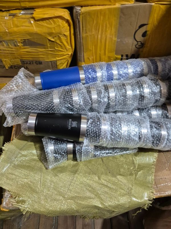 Cerca de 45 mil produtos falsificados são apreendidos em Vitória por Divulgação | Polícia Civil