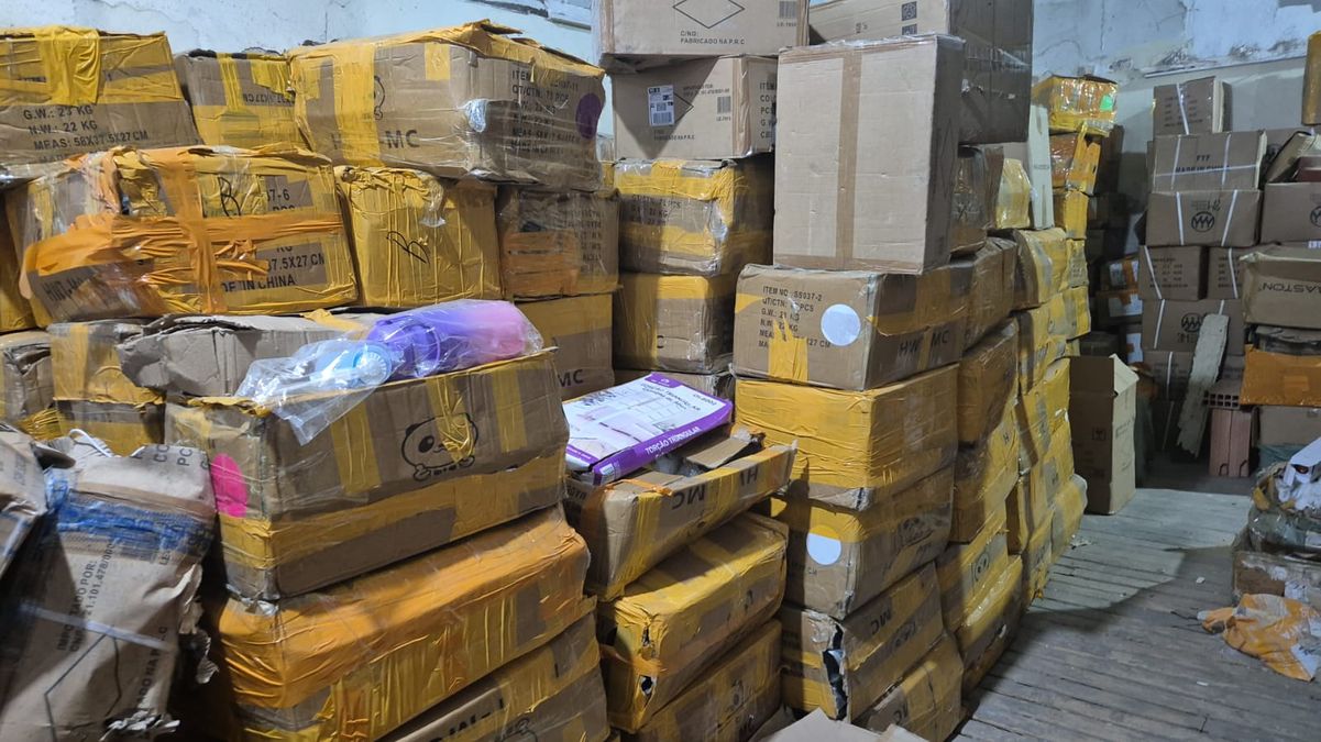 Cerca de 45 mil produtos falsificados são apreendidos em Vitória por Divulgação | Polícia Civil