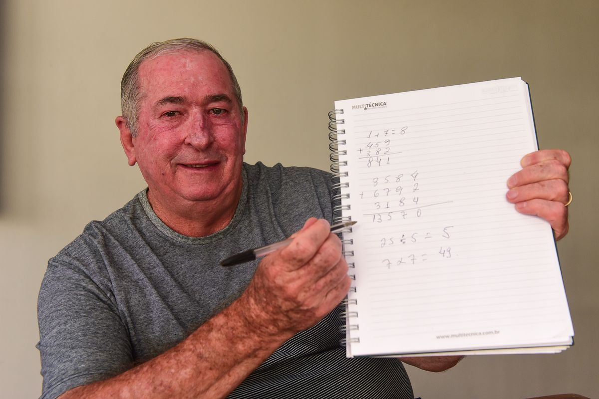 Antônio Luís Covre se matriculou no curso para reaprender os cálculos básicos de matemática
