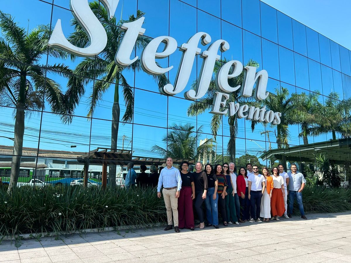 Equipe da Rede Gazeta visita Steffen Eventos 