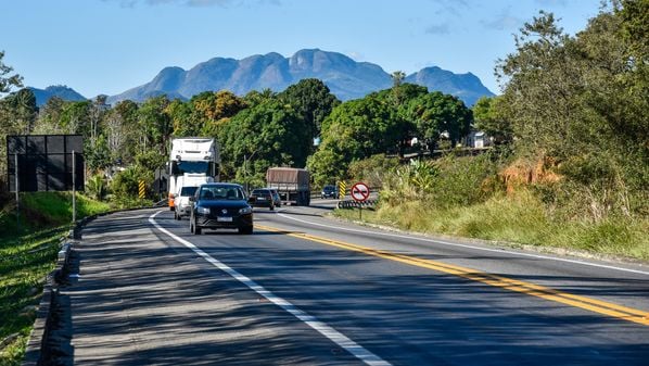 Um pensamento é bastante comum nesse período de férias: a pressa e a priorização por chegar rapidamente ao destino em detrimento da segurança no trânsito