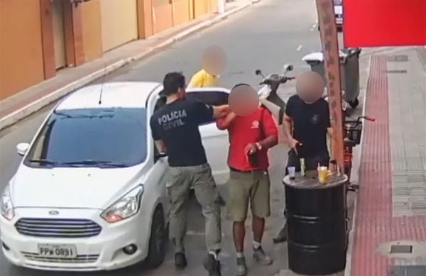 Captura de tela do momento da agressão