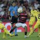 Imagem - Árbitro acertou ao não marcar pênaltis no jogo entre Flamengo e Peñarol