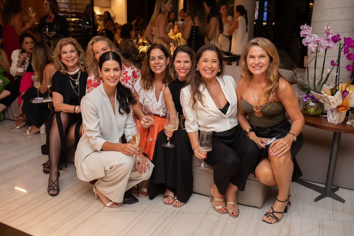 Lançamento da marca de design ÓST 