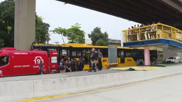 Acidente com BRT no Rio de Janeiro deixou dezenas de feridos