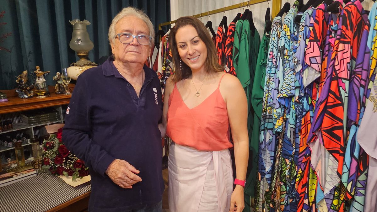 Paulo Bonates e Carol Veiga