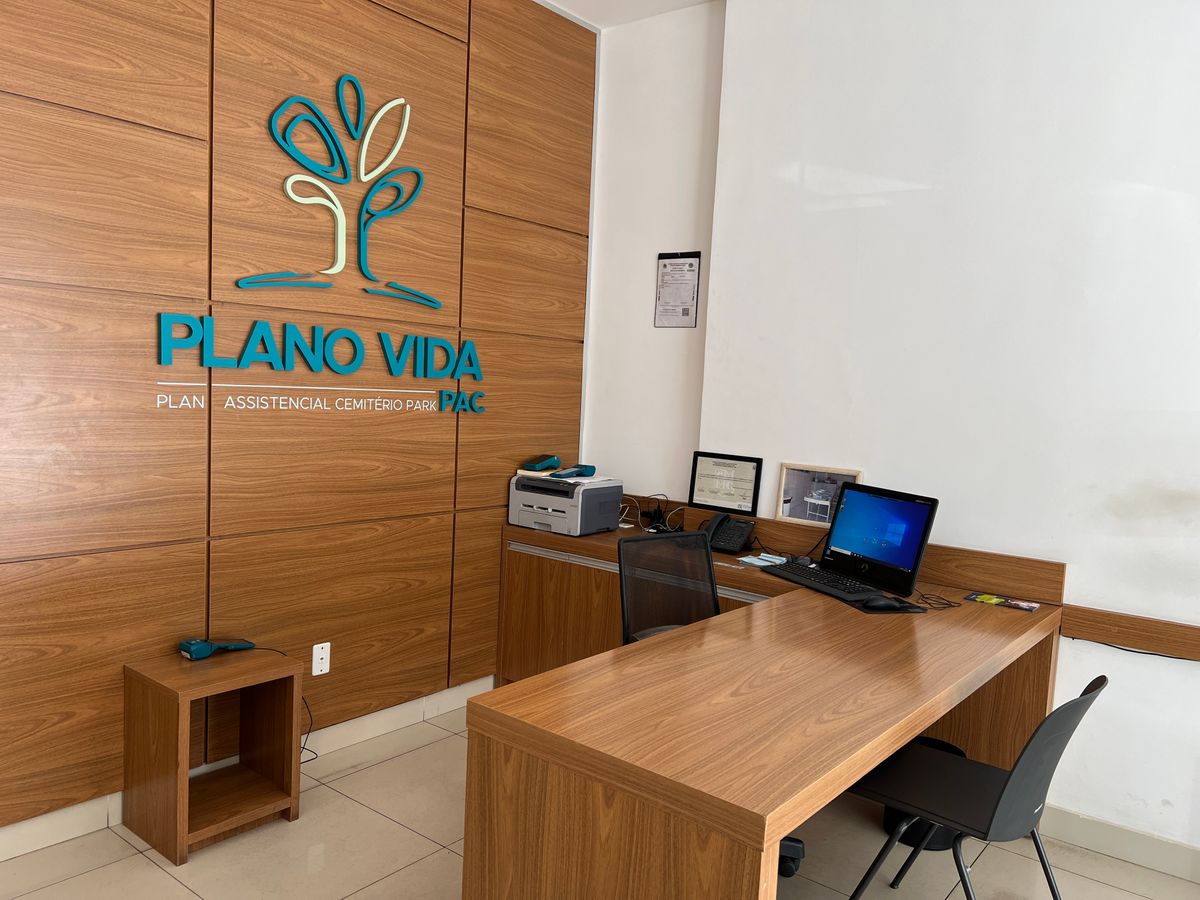 O Plano Vida oferece uma lista de benefícios ao cliente que inclui descontos em consultas médicas, medicamentos e outros serviços