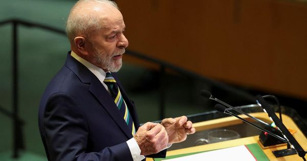 Lula reiterou o posicionamento do Brasil da necessidade de renovação das Nações Unidas para que ela possa resolver conflitos que hoje estão à deriva porque não tem governança global no mundo