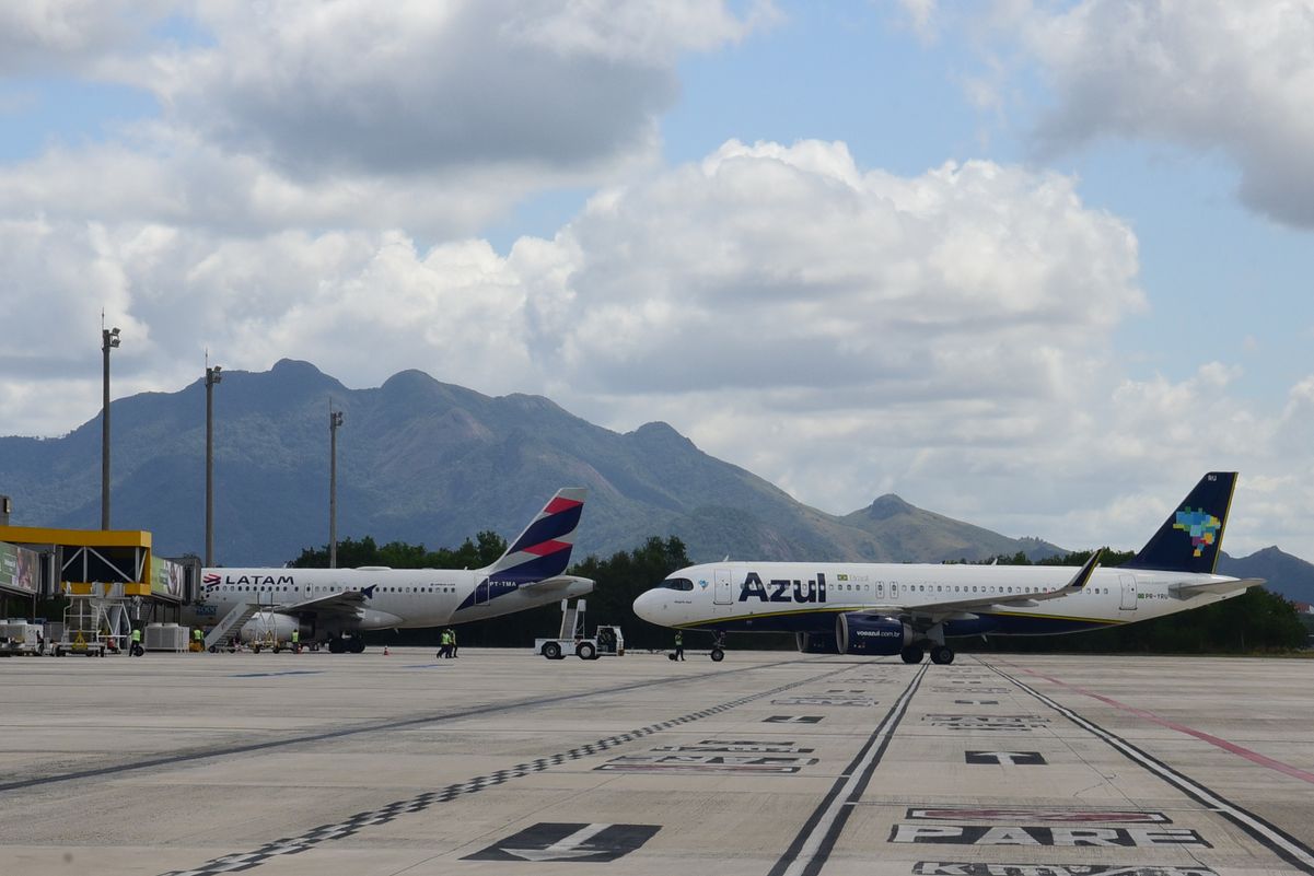 Visita ao Aereporto de Vitória 