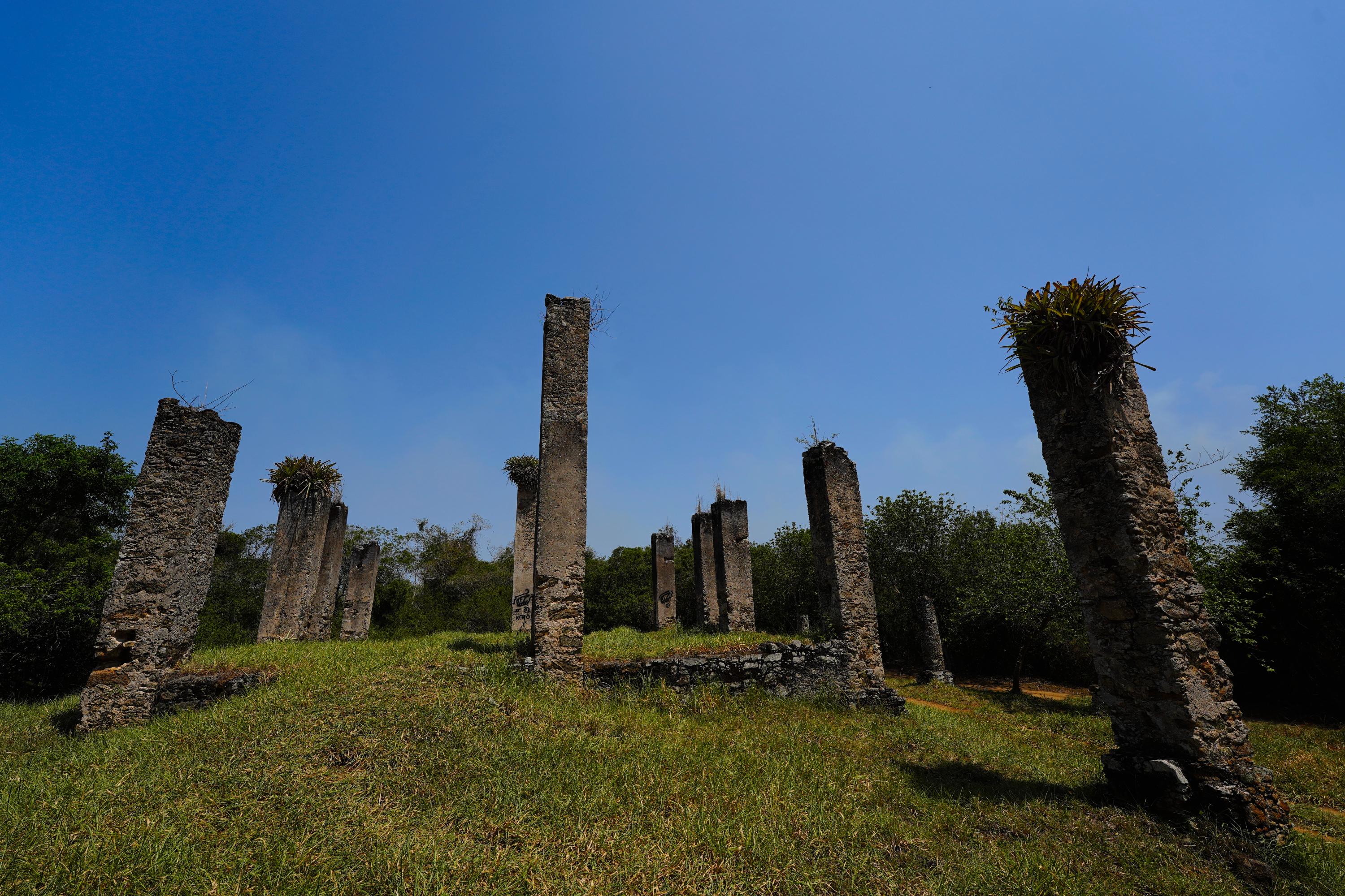 Ruínas do Rio Salinas escondem mistérios em Anchieta, Sul do ES | A Gazeta