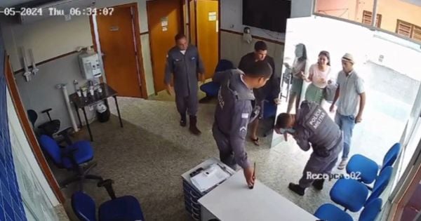 Soldado Bruno Martins iria iniciar a jornada de trabalho quando viu a família chegar com o neném com aspecto arroxeado. Veja vídeo do salvamento