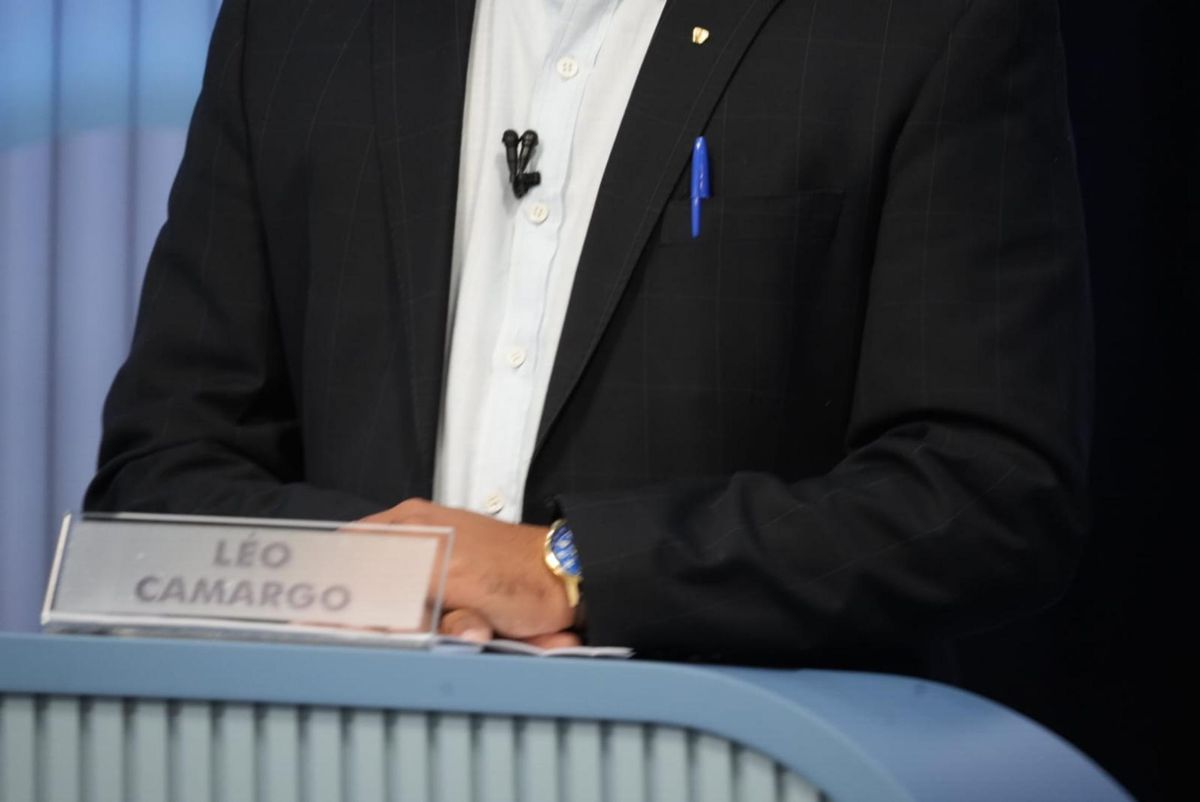 Candidatos a prefeito de  Cachoeiro de Itapemirim durante o debate da TV Gazeta por Fermando Madeira