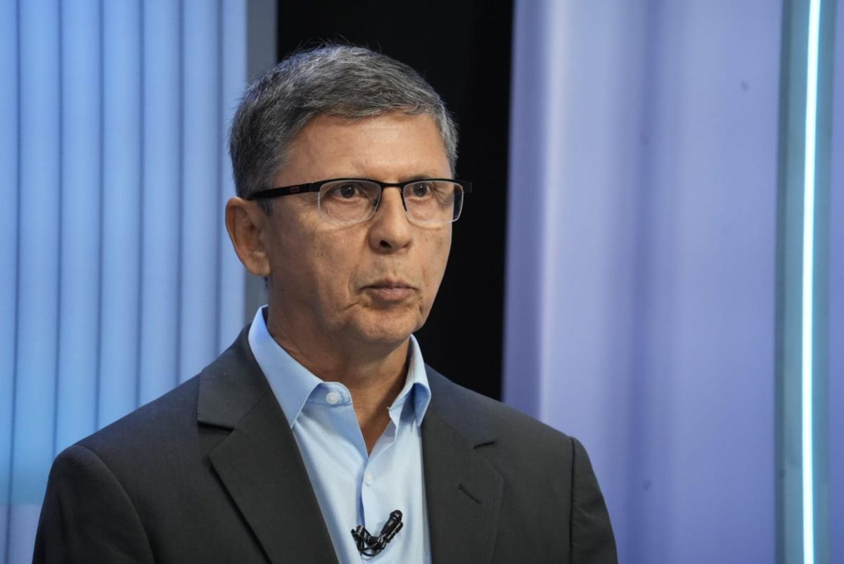 Candidatos a prefeito de Cachoeiro de Itapemirim durante o debate da TV Gazeta por Fernando Madeira