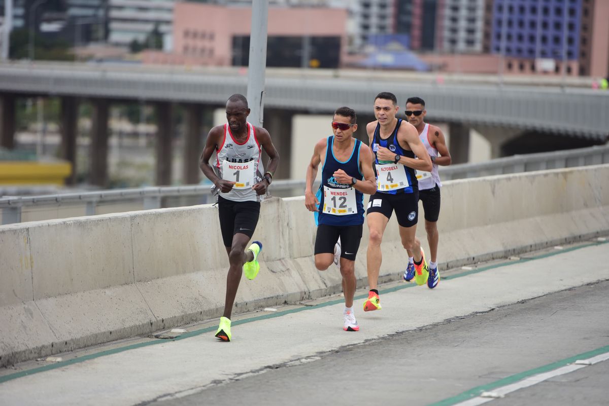 Com recorde de inscrições, 33ª Dez Milhas Garoto é um sucesso por Ricardo Medeiros