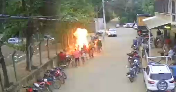 Festa acontecia na rua, na tarde do último sábado (28); das sete pessoas feridas, três sofreram queimaduras mais graves