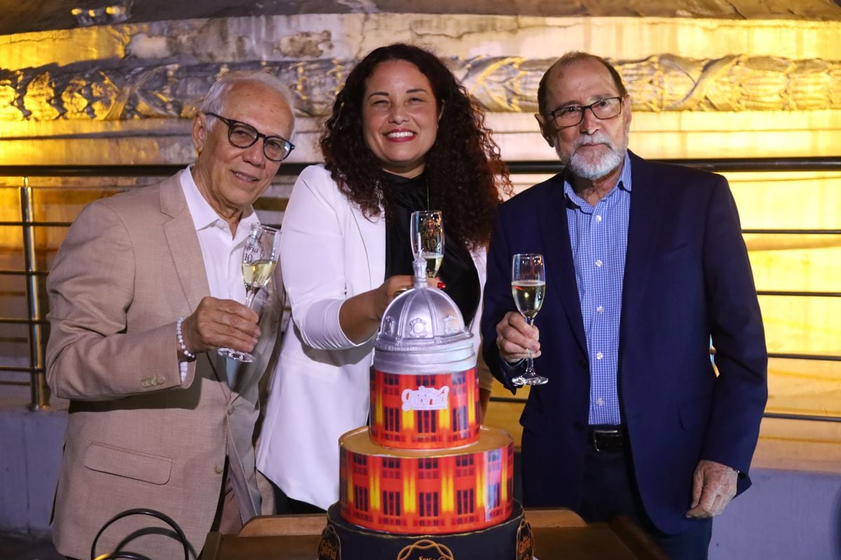 José Carlos Bergamin, vice-presidente da Fecomércio-ES; Renata Weixter, gerente de Cultura do SESC-ES; Luiz Toniato, diretor regional do SESC-ES