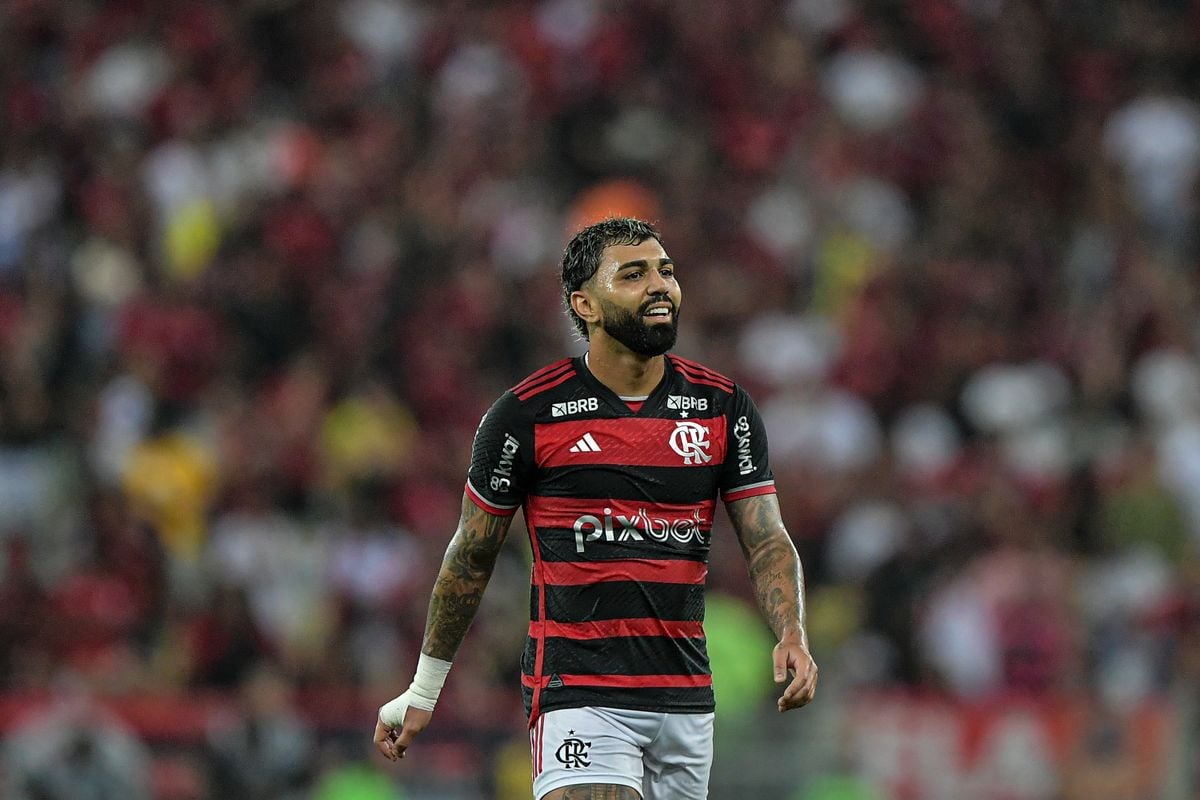 Gabigol balançou as redes, mas viu o gol ser anulado pelo VAR