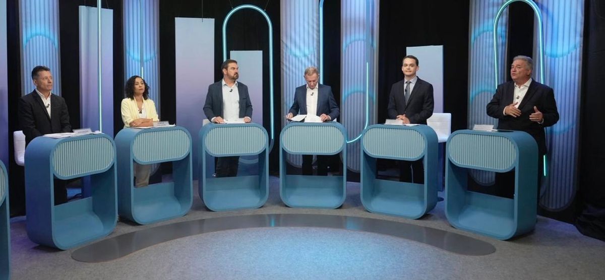 Candidatos a prefeito de Vitória em debate na TV Gazeta