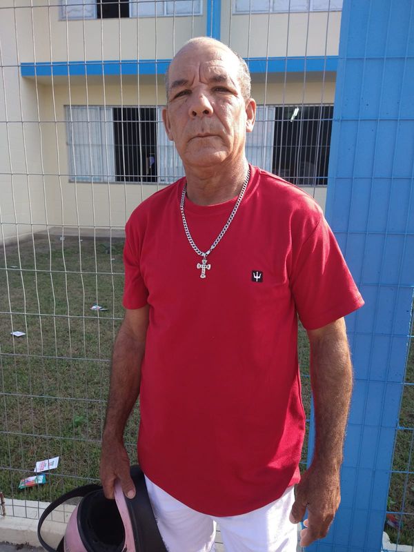 Eleitor Nilson Meira. 57 anos. Linhares