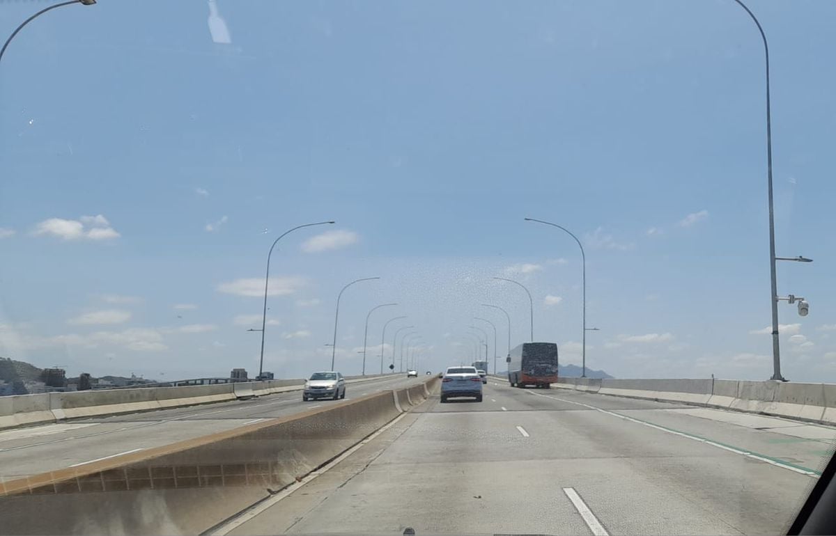 Terceira Ponte sem trânsito no início desta tarde