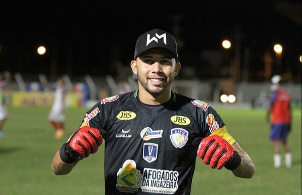 Algoz do Atlético-MG na Copa do Brasil, “Goleiro de Boné” é eleito vereador no ES