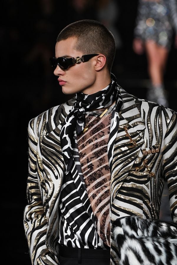 Homem com animal print