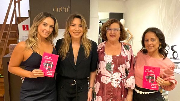 O happening literário promovido por Aurê Aguiar na Praia do Canto, movimentou a Duett, na noite desta quarta-feira (09)
