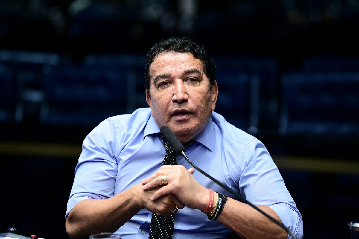 senador Magno Malta (PL-ES)