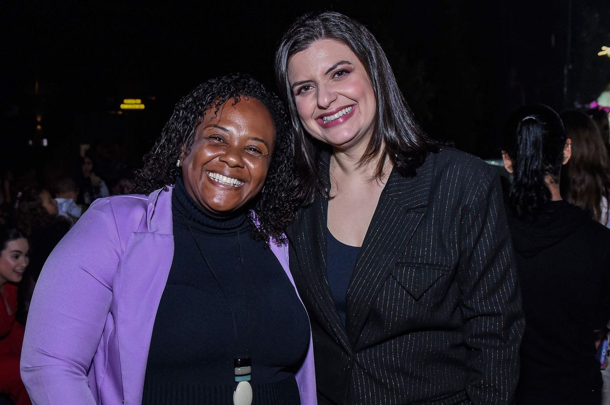 Adriana Silveira de Souza e  Joana Barbosa
