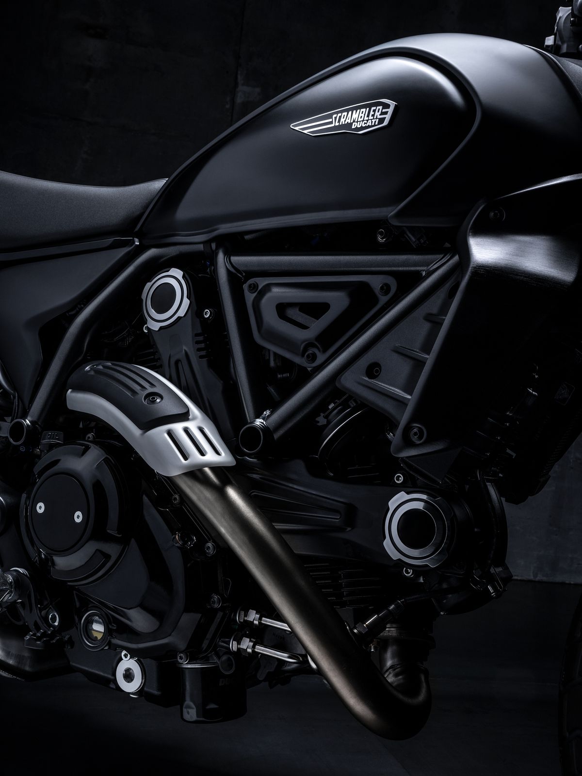 Ducati Scrambler Icon Dark