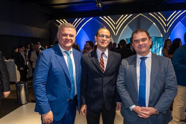 Marcio Almeirda, Rogério Moreira Alves e Renan Sales