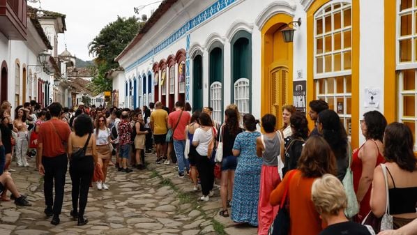 A 22ª Festa Literária Internacional de Paraty teve mesas de destaque e poucos imprevistos, mas viu espaços vazios e reclamação de editoras independentes