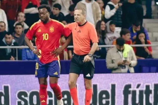 Youtuber espanhol Koko DC chora após caso de racismo em jogo de influencers