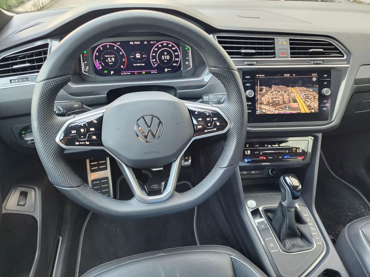  Volkswagen Tiguan R-Design