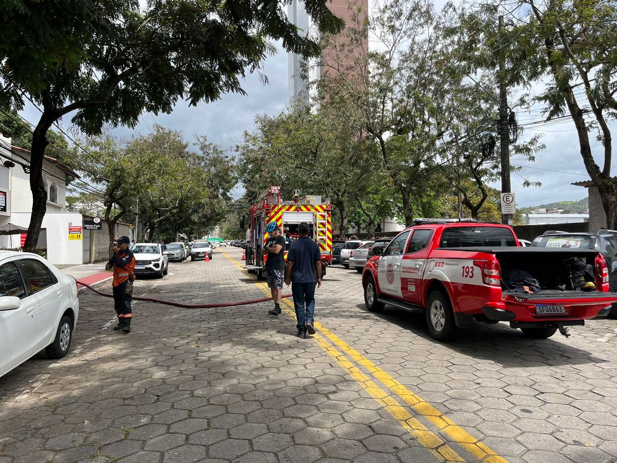 Incêndio Proeng Offices na terça (15) por Rita Benezath