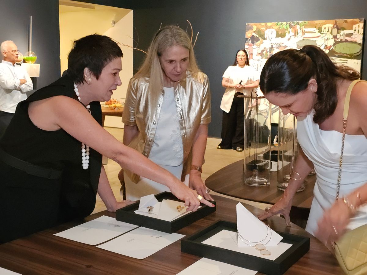 Exposição de 20 anos de Adriana Delmaestro