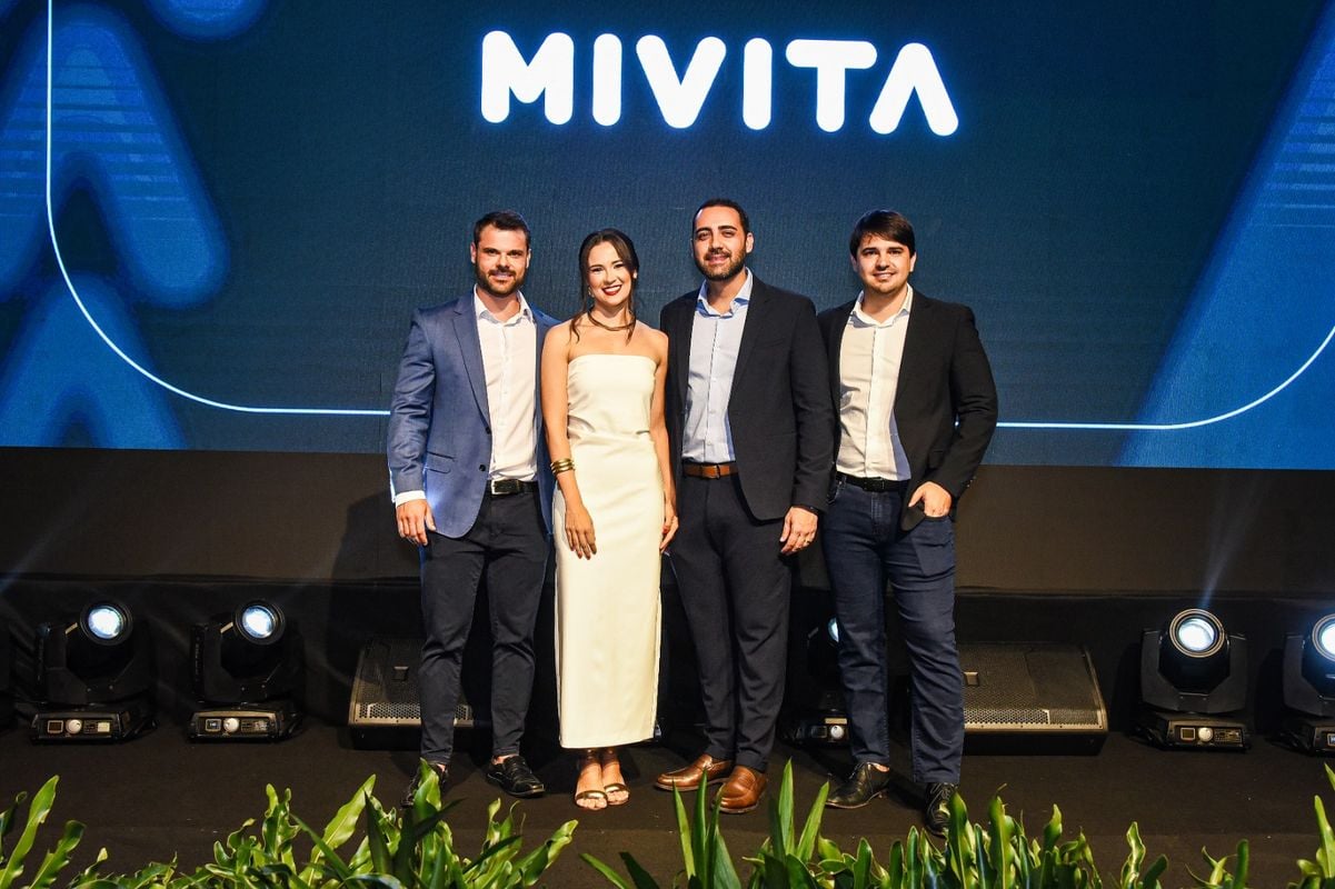 Thiago Sirtoli, Lívia Giacomin, André Pretti e Renan Zambon, sócios e diretores da Mivita