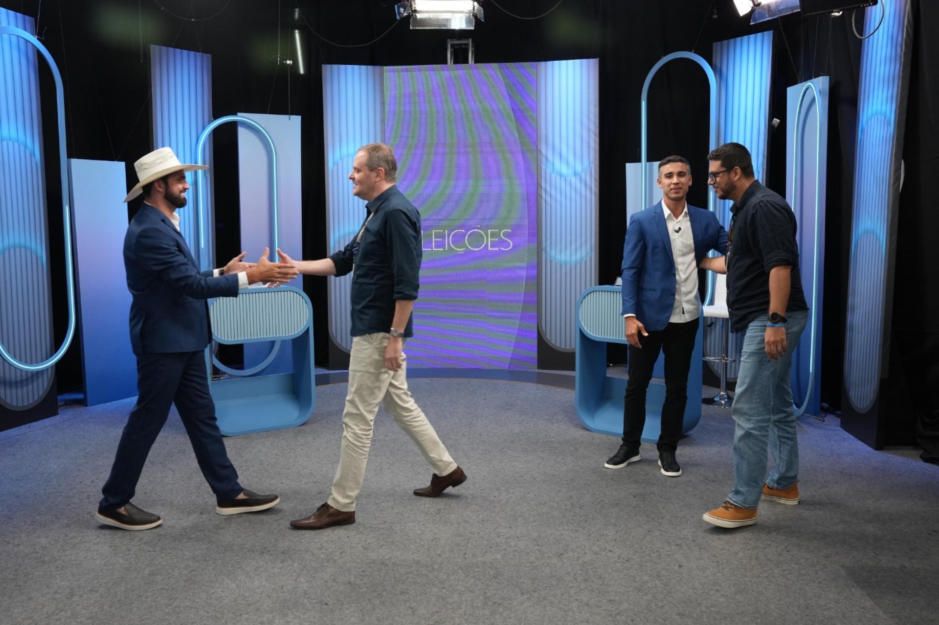 2º turno na Serra: Pablo Muribeca e Weverson Meireles no debate da TV Gazeta         