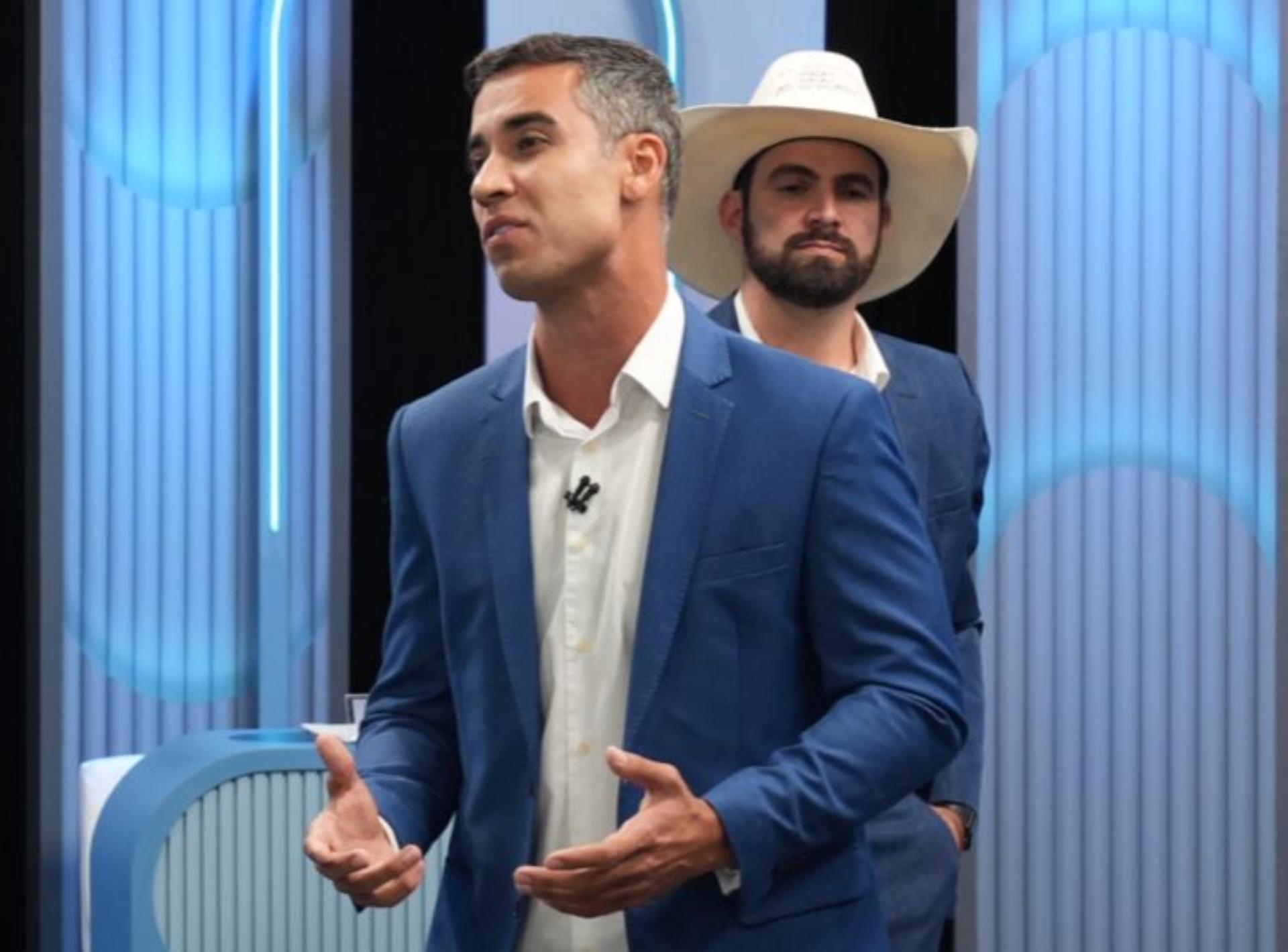 2º turno na Serra: Pablo Muribeca e Weverson Meireles no debate da TV Gazeta         