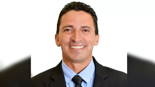 Erivan Pereira de Aguiar (PP) realizava um serviço em um posto de combustíveis quando foi eletrocutado. Ele tentou a reeleição nas eleições municipais de 2024, mas não foi eleito