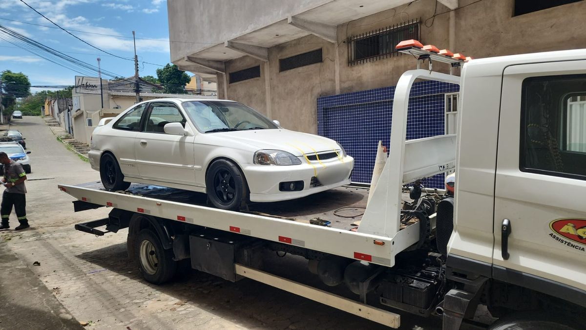 Carros adulterados para ficar "mais potente" foram apreendidos por Polícia Civil