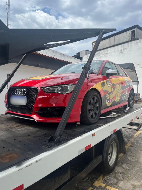 Carros adulterados para ficar "mais potente" foram apreendidos por Polícia Civil