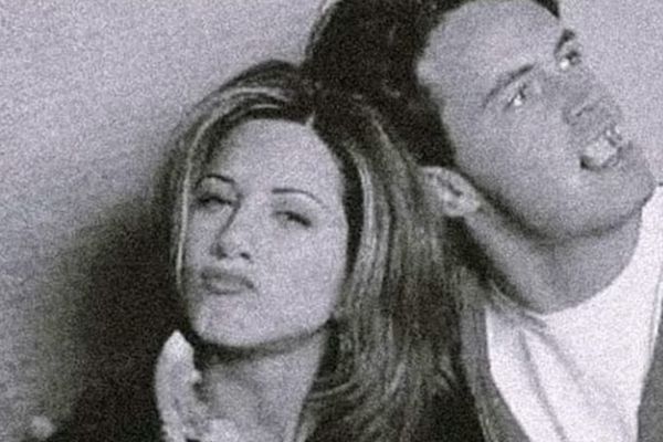 Jennifer Aniston homenageou Matthew Perry um ano após a morte do ator de 'Friends'