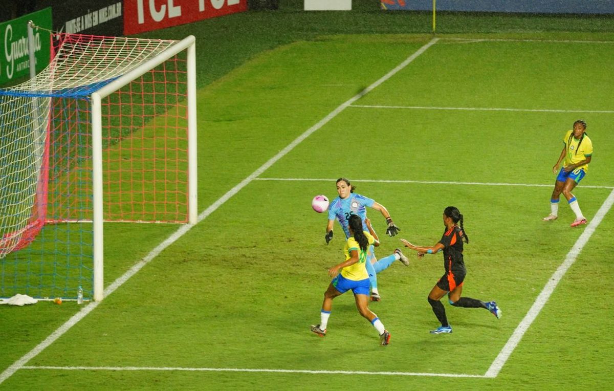 Brasil vence a Colômbia no segundo amistoso no Kleber Andrade por Vitor Jubini